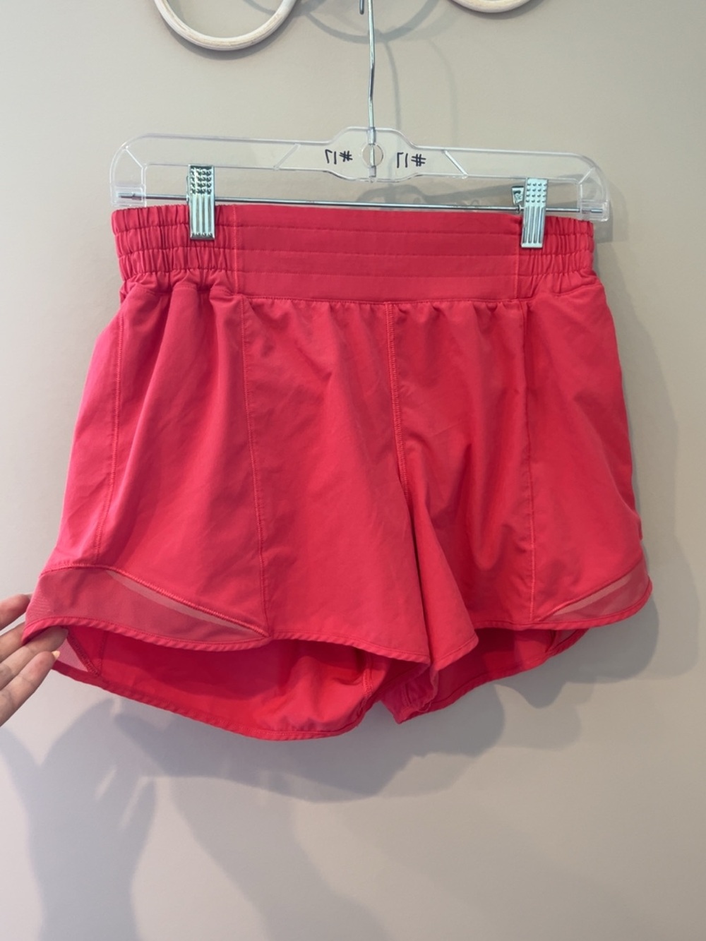Lululemon Hotty Hots HR 2.5 inch 8